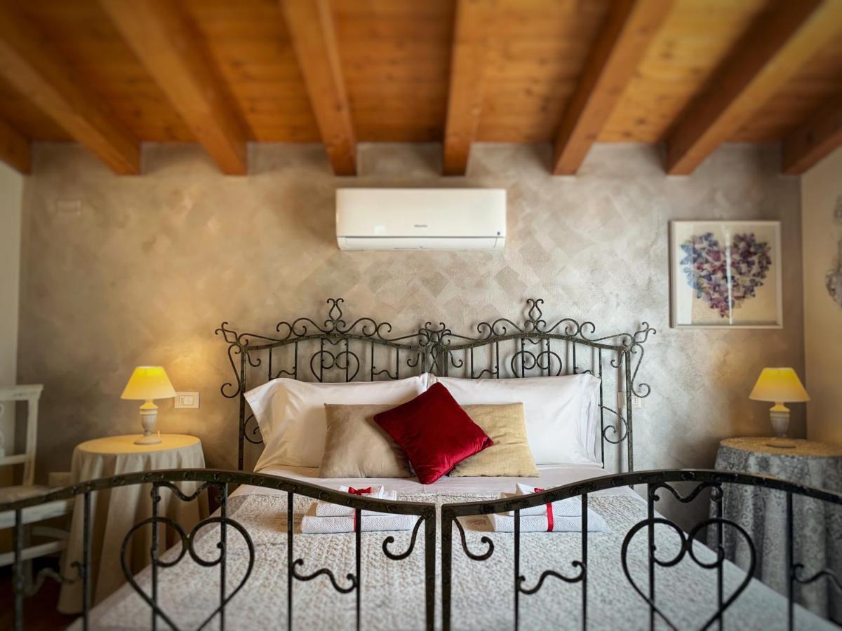 Casa Danema Lägenhet Sirmione Exteriör bild