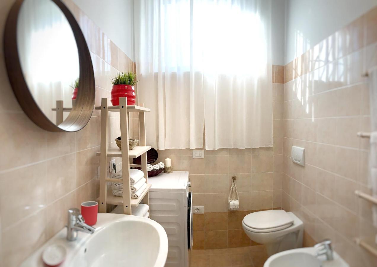 Casa Danema Lägenhet Sirmione Exteriör bild