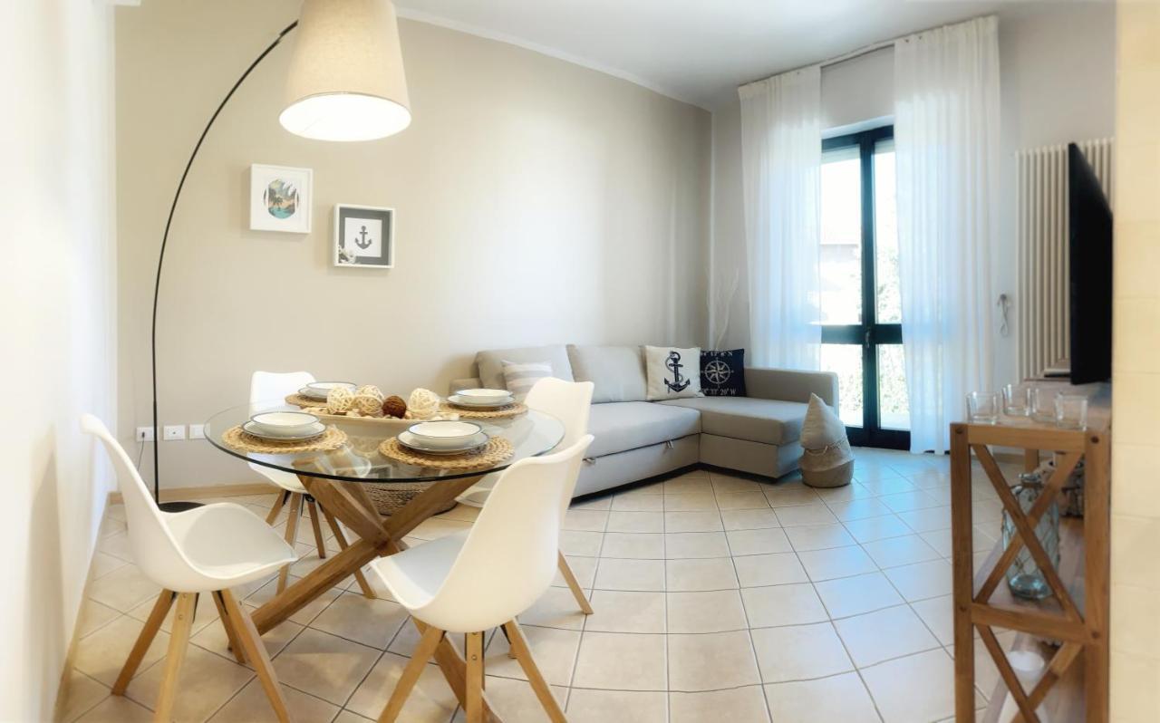 Casa Danema Lägenhet Sirmione Exteriör bild