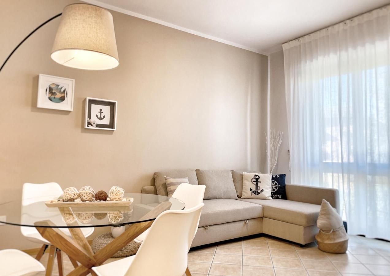 Casa Danema Lägenhet Sirmione Exteriör bild