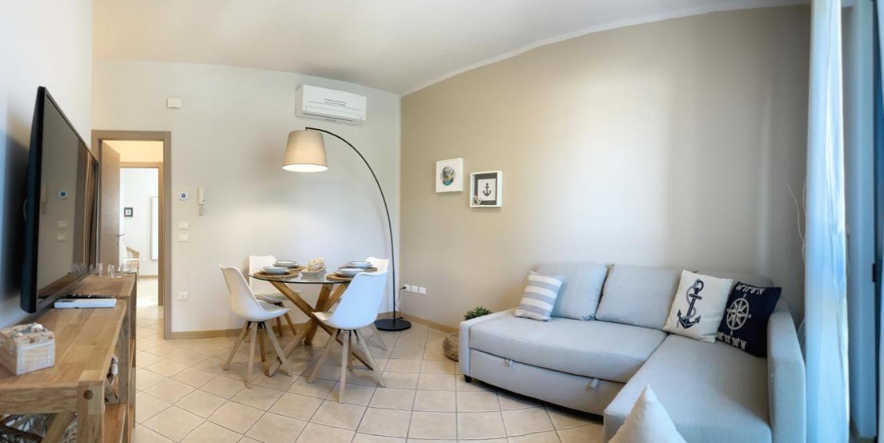 Casa Danema Lägenhet Sirmione Exteriör bild