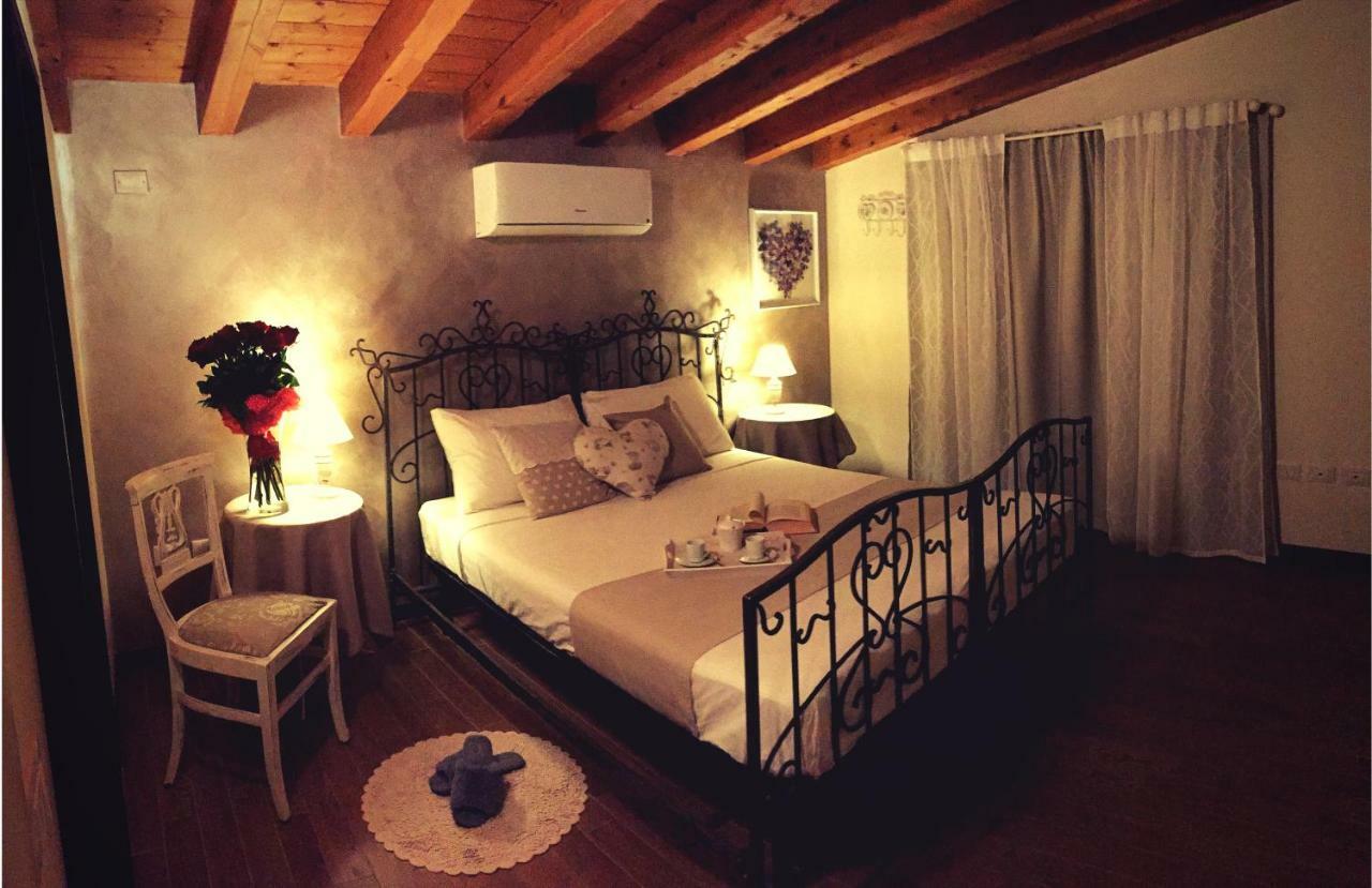 Casa Danema Lägenhet Sirmione Exteriör bild